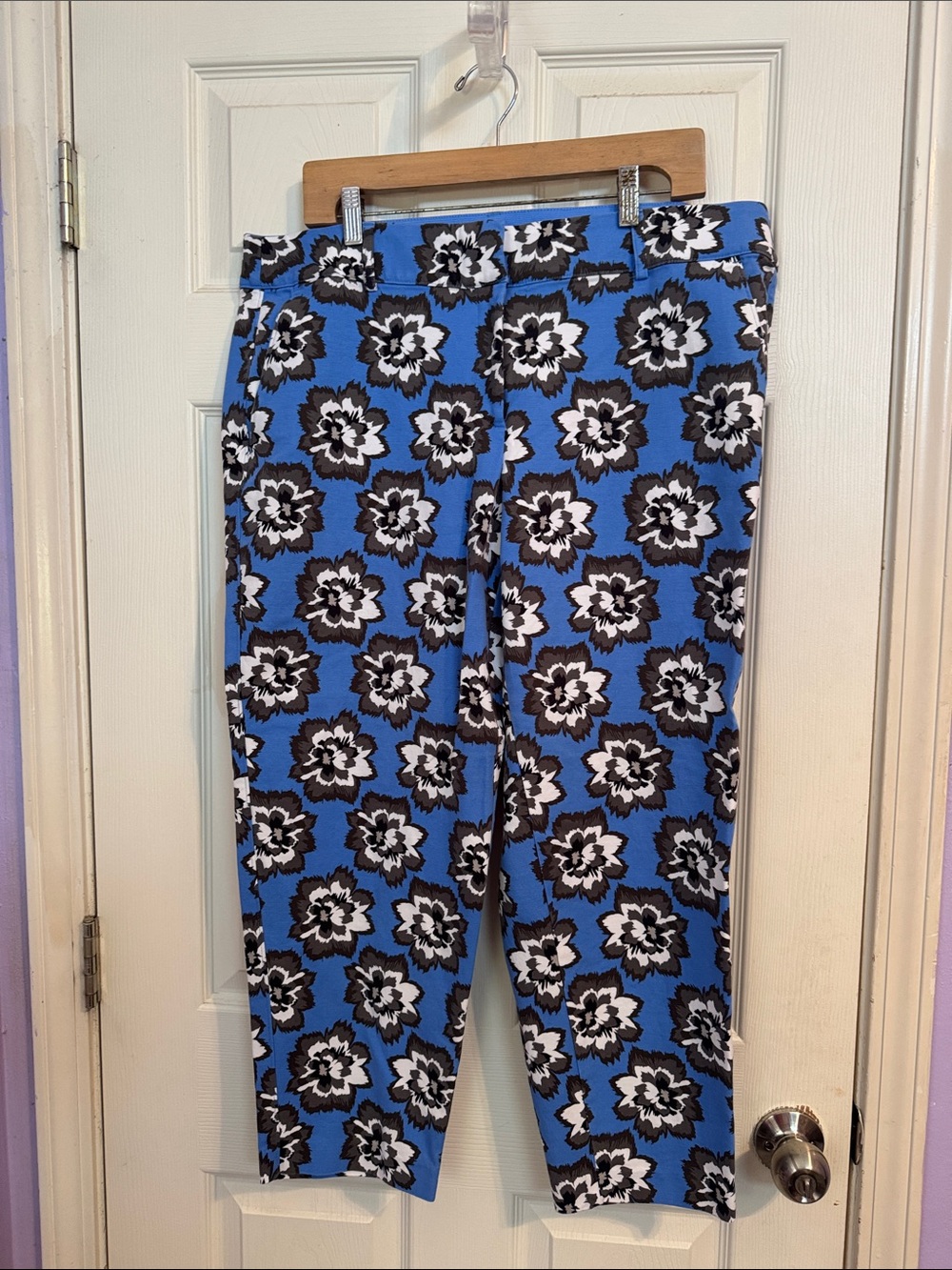 Lane Bryant Blue Floral-Print Lena Pant